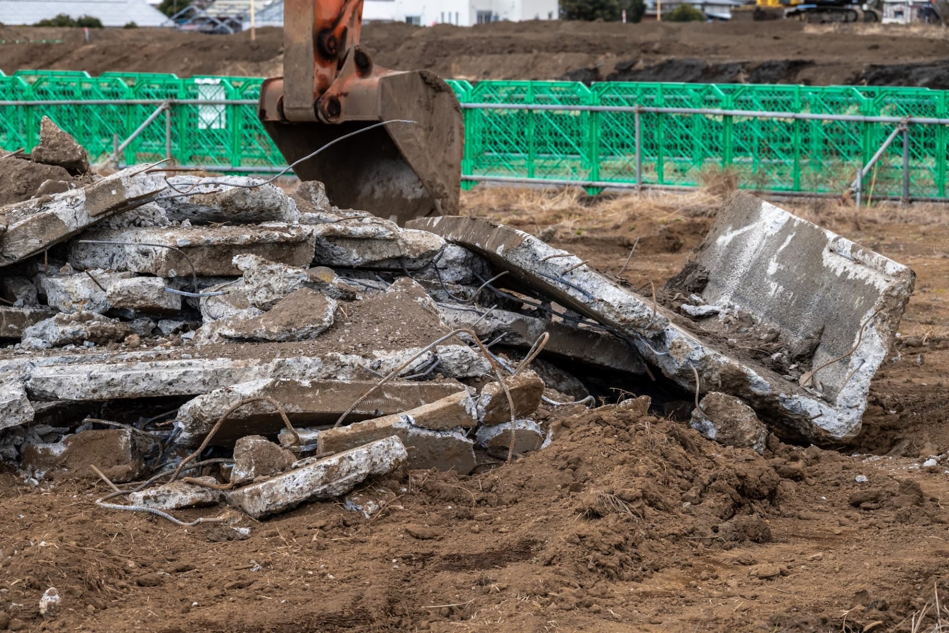 地中障害撤去の実績 | 千葉の建設会社なら株式会社ラクセル